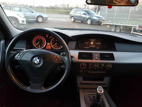 BMW 5-serie - 525i Nieuwe motor, 60.000km oud aantoonbaar - 1