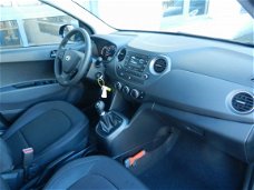 Hyundai i10 - 1.0i Comfort VAN € 14.095, - VOOR € 11.845,