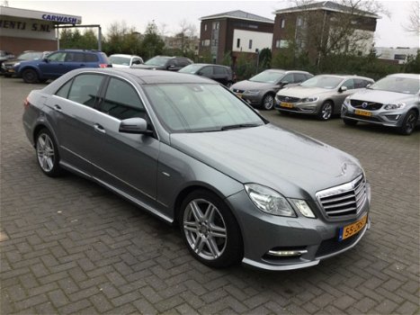 Mercedes-Benz E-klasse - 220 CDI AUT 125KW AMG-LINE PANO - 1