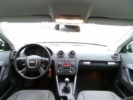 Audi A3 Sportback - 1.6 FSI Attraction ( INRUIL MOGELIJK ) - 1