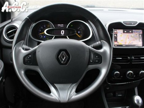 Renault Clio - 1.5 DCi ECO Night en Day Trekhaak Navi - 1