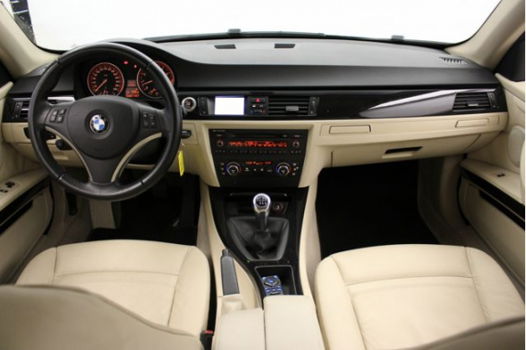 BMW 3-serie Coupé - 325i 218PK High Exec. Navi Leer Clima PDC Cruise - 1