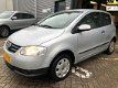 Volkswagen Fox - 1.2 Trendline nieuwe apk bij aflevering 118 dzkm cd zeer zuinig - 1 - Thumbnail