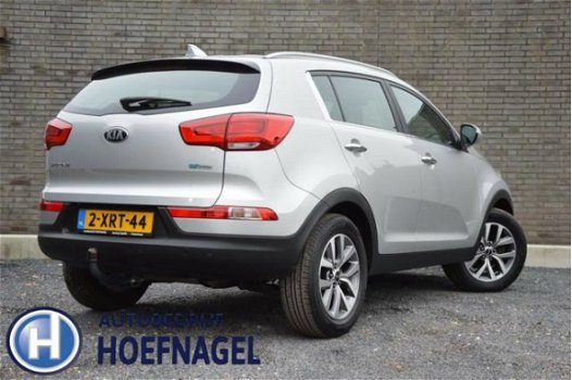 Kia Sportage - 1.7 CRDI BusinessLine Climate control/Cruise control/Parkeersensoren achter/Trekhaak - 1