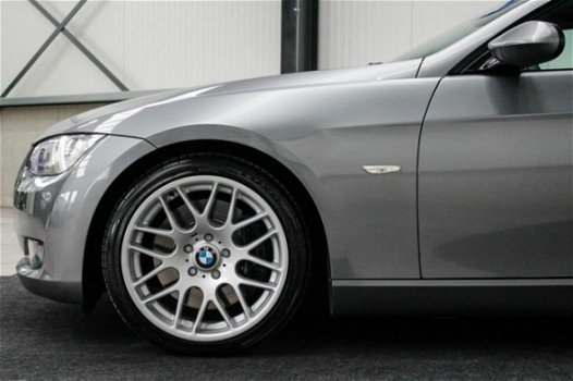 BMW 3-serie Cabrio - 335i High Executive ✅Cabriolet 306pk M-pakket 2e Eig|NL|DLR|NAVI|Xenon|Leder|Cl - 1