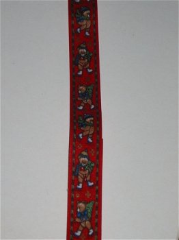 LINT met KERSTBEREN --- ROOD-GROEN +..... --- ca. 200 cm lang - 2