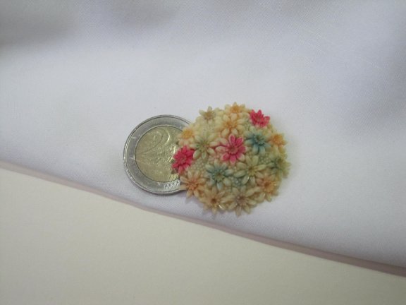 Broche celluloid gekleurde bloemetjes - Occupied Japan 2.9 cm. - Afbeelding 2