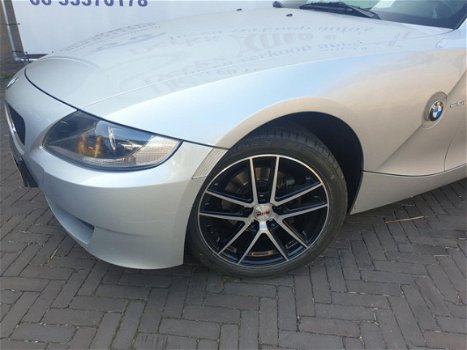 BMW Z4 Roadster - 2.0i - 1