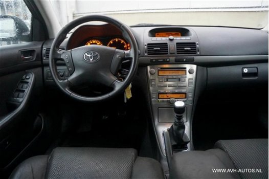 Toyota Avensis - 2.2 D-4D Linea Luna 146.652 km - 1