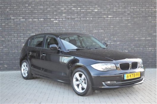 BMW 1-serie - 116i Airco / afneembare trekhaak / automaat / leer - 1