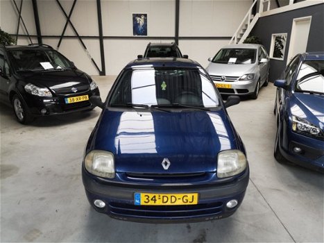 Renault Clio - 1.6 RT - 1