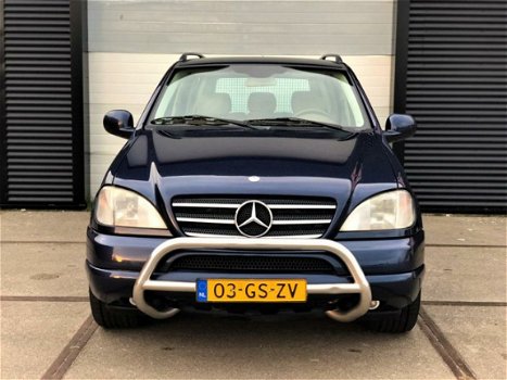 Mercedes-Benz M-klasse - ML 320 - 1