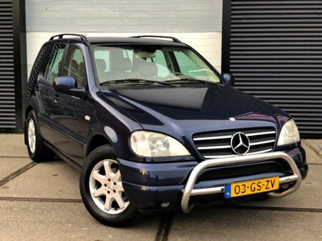 Mercedes-Benz M-klasse - ML 320 - 1