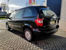 Chrysler Voyager - 2.4i SE Clima / Invalidevoertuig / Elek. ramen + spiegels / Centrale vergrendelin