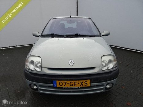 Renault Clio - II 1.6-16V INRUIL KOOPJE IN PRIJS VERLAAGD - 1