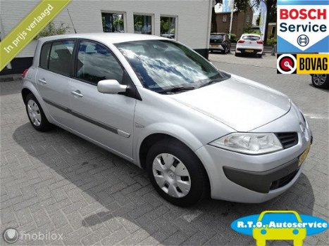 Renault Mégane - 1.6-16V Business Line - 1