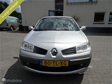 Renault Mégane - 1.6-16V Business Line