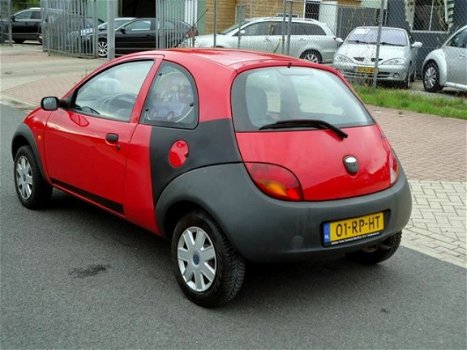 Ford Ka - 1.3 Culture .Stuurbekrachtiging . Nieuw Apk Bj 2005 - 1