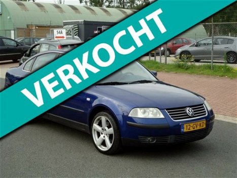 Volkswagen Passat - 2.3 V5 Trendline .NAP.Airco Met Nieuw APK - 1