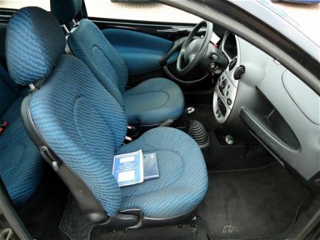 Ford Ka - 1.3 Culture Stuurbekrachtiging Nieuw Apk 15, 10, 2019 - 1