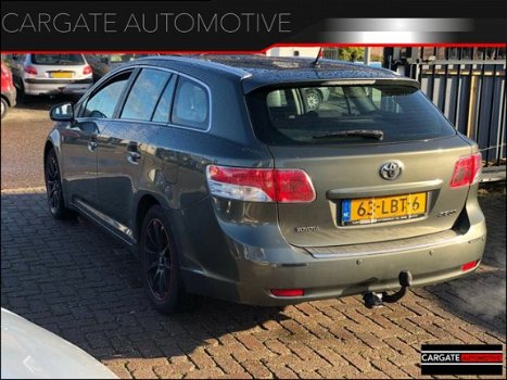 Toyota Avensis Wagon - 2.0 D-4D Dynamic PARKSENSOR|CRUISECNT|LMW|DEALERONDERHOUDEN - 1