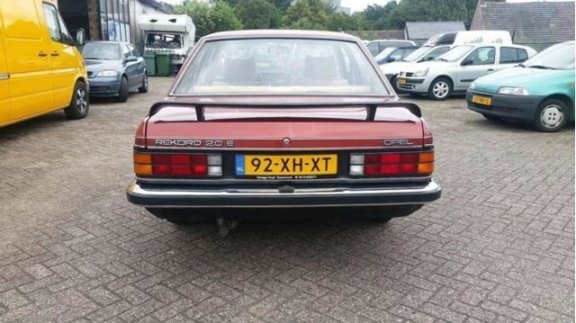 Opel Rekord - 2.0 E +NW APK - 1