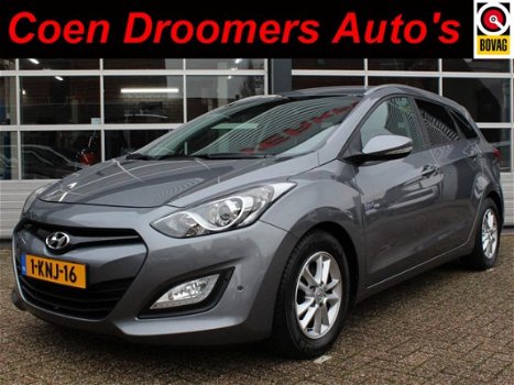 Hyundai i30 Wagon - 1.6 GDi Business Edition (Navigatie, Achteruitrijcamera, Cruise Ctrl, Airco, Lm- - 1