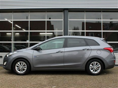 Hyundai i30 Wagon - 1.6 GDi Business Edition (Navigatie, Achteruitrijcamera, Cruise Ctrl, Airco, Lm- - 1