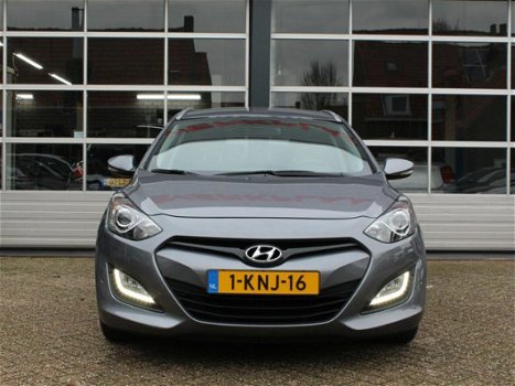 Hyundai i30 Wagon - 1.6 GDi Business Edition (Navigatie, Achteruitrijcamera, Cruise Ctrl, Airco, Lm- - 1