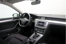 Volkswagen Passat Variant - 1.6 TDI Highline Xenon-Led Navi ParkAssist 200x Vw-Audi-Seat-Skoda