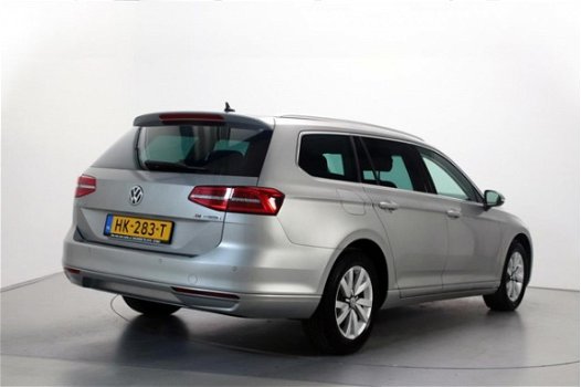 Volkswagen Passat Variant - 1.6 TDI Highline Xenon-Led Navi ParkAssist 200x Vw-Audi-Seat-Skoda - 1