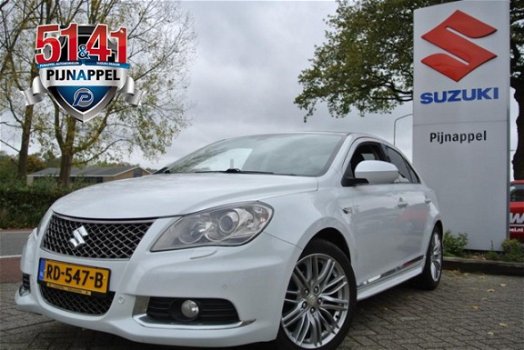 Suzuki Kizashi - 2.4 Exclusive Sport 2WD Airco/Navi/Trekhaak - 1