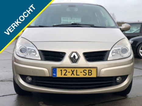 Renault Grand Scénic - 2.0-16V Business L./Automaat/Panorama dak/ - 1