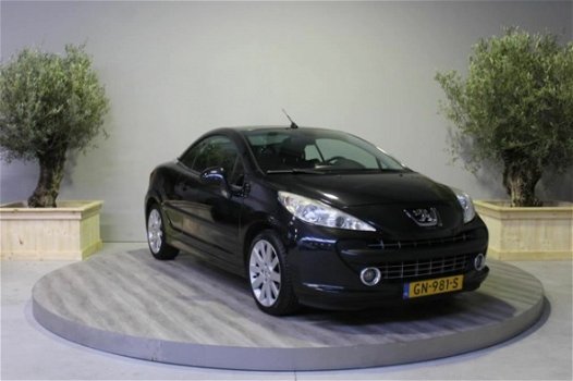 Peugeot 207 CC - 1.6-16V T Féline 2007/ Navigatie/ Leder/ CV/ Clima/ Elek Ramen + Spiegels/ Park sen - 1