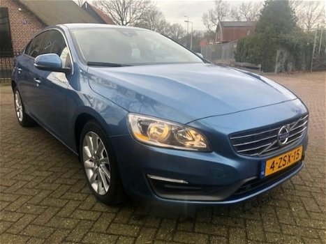 Volvo S60 - 1.6 D2 Momentum Automaat 2015/Dealerauto/1e Eig/32000 km/ Absolute nieuwstaat/Inruil mog - 1