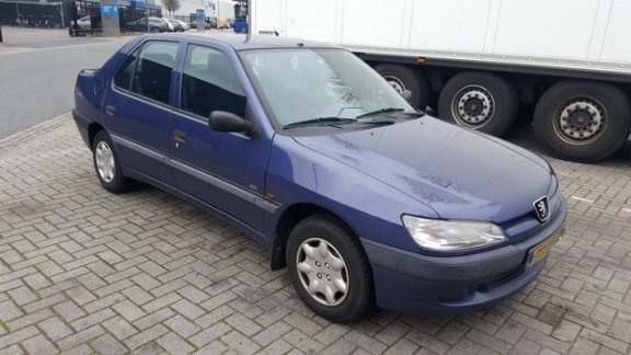 Peugeot 306 - XR 1.6i 5drs export - 1