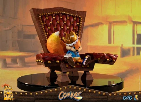 First4Figures Conker's Bad Fur Day Conker Statue - 4