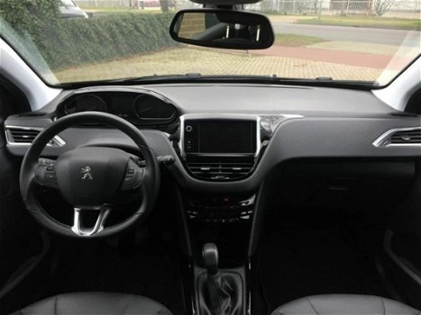 Peugeot 2008 - 1.2 PureTech Allure 110PK, Fabr.garantie - 1