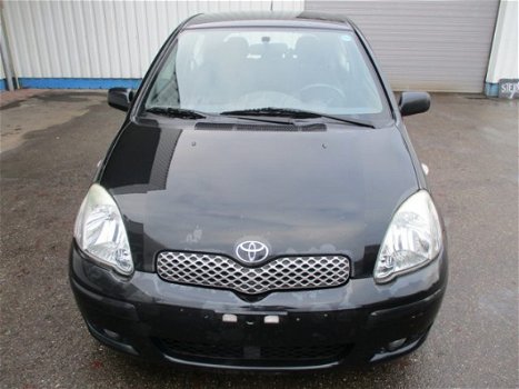 Toyota Yaris - D4-D - 1