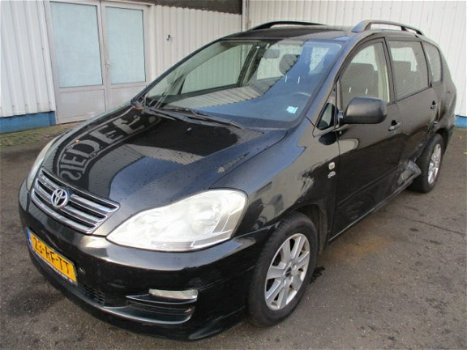 Toyota Avensis Verso - 2.0 D-4D - 1