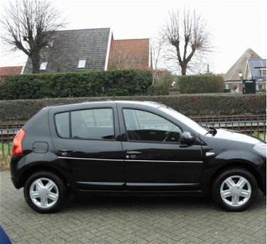 Dacia Sandero - 1.2 Blackline Luxe Airco/ 1e eigenaar RIJKLAAR - 1