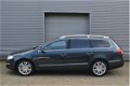 Volkswagen Passat Variant - 2.0 TFSI Highline Business LEDER NAV. LM-VELGEN - 1 - Thumbnail