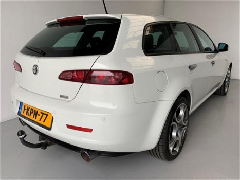 Alfa Romeo 159 Sportwagon - 2.0 JTD Navi Xenon Leer - 1