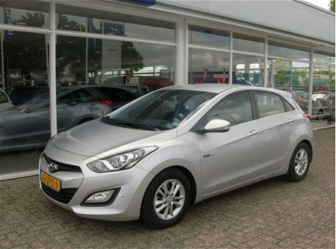 Hyundai i30 - 1.6 GDi BLUE BUSINESS - 1