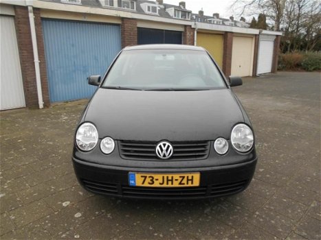 Volkswagen Polo - 1.4-16V Highline NIEUWE APK - 1