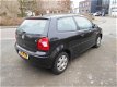 Volkswagen Polo - 1.4-16V Highline NIEUWE APK - 1 - Thumbnail