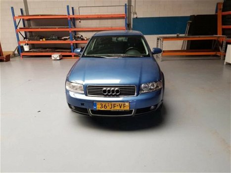 Audi A4 - 1.9 TDI Comfort - 1