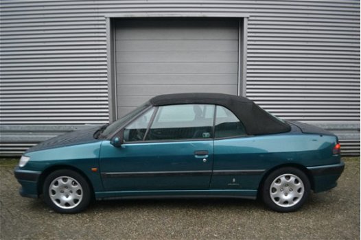 Peugeot 306 Cabriolet - 1.8 CD ELEK. RAMEN CV APK - 1