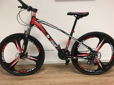 10 nieuwe Mountainbike's in doos