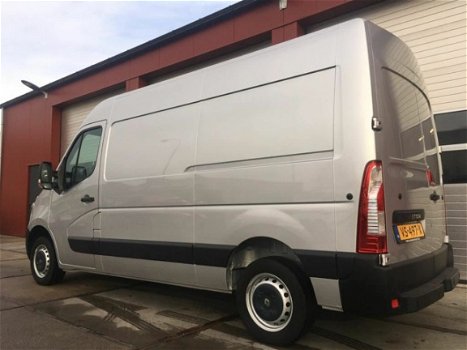 Renault Master - T33 2.3 dCi L2H2 - 1